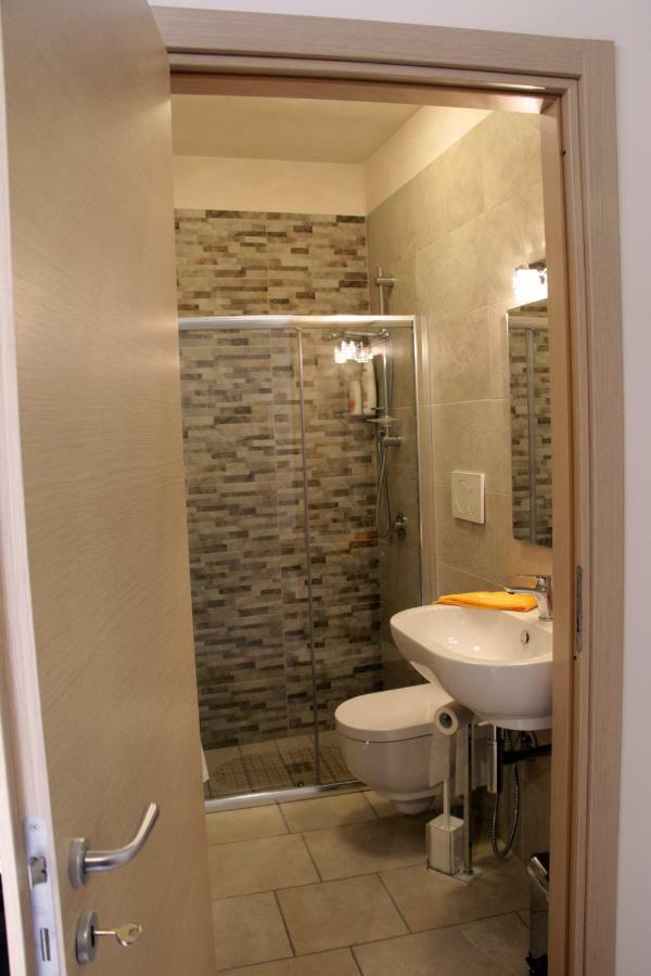 Virginia B&B Monopoli Luaran gambar